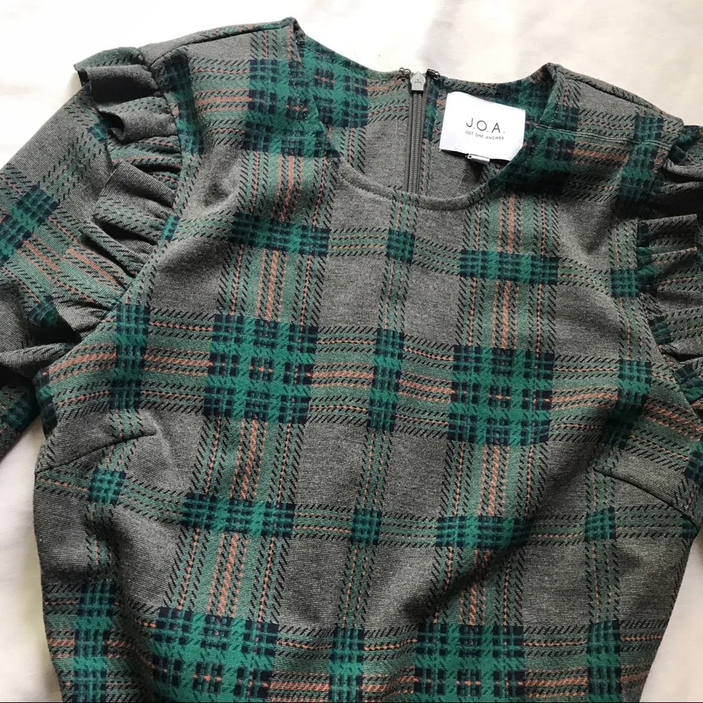 j.o.a. ⋆ plaid ruffle dress
